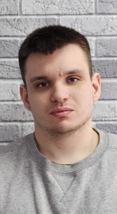 Александр Дадонов